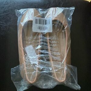 Old navy ballet flat size 7